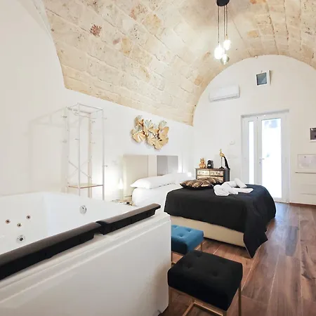 Olympus Luxury Menotti Apartment *